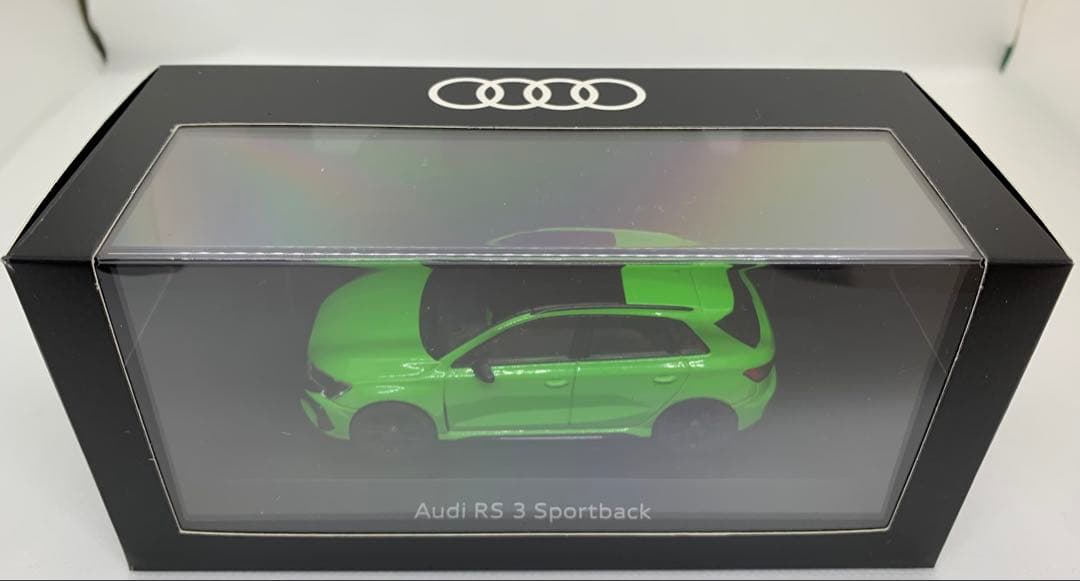 1/43 Audi RS3 Sportback キャラミグリーン
