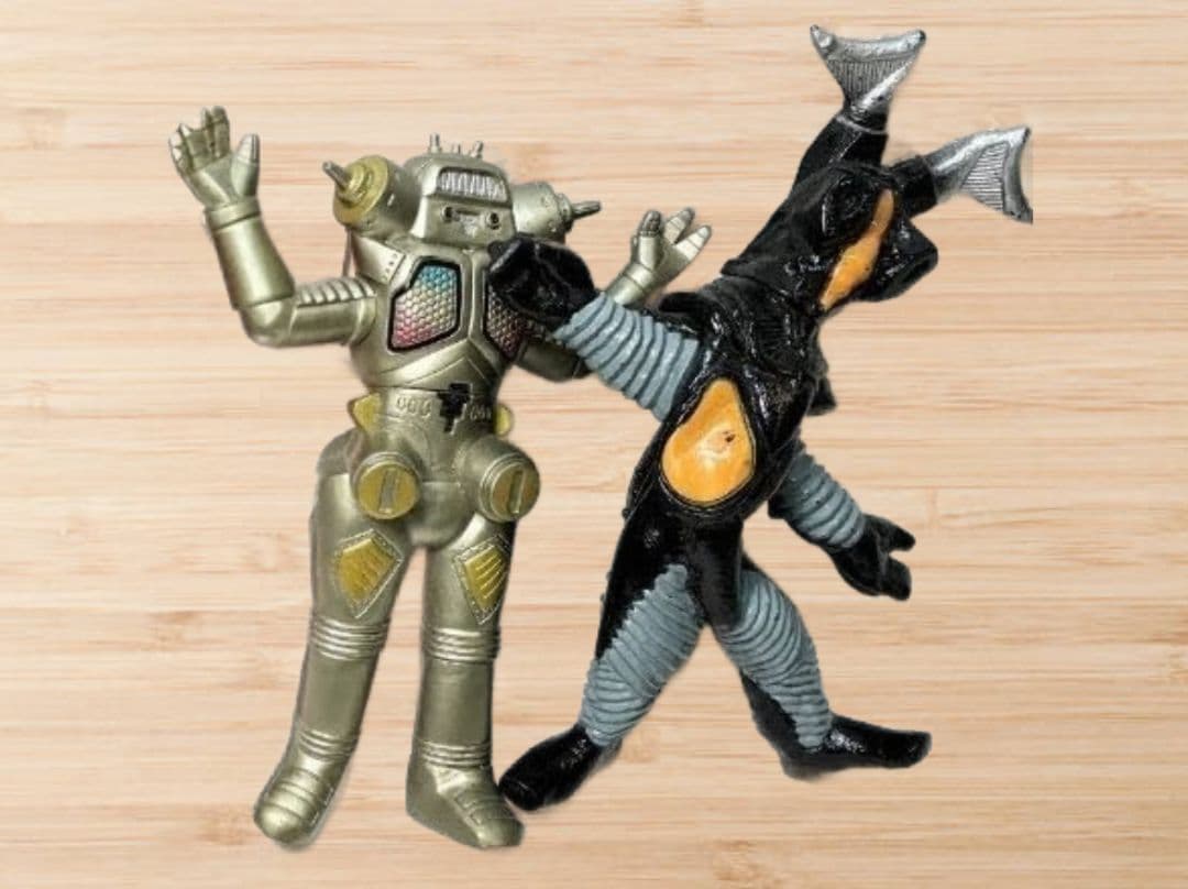 15体セット　ウルトラマン　ウルトラ怪獣　仮面ライダー　スーパー戦隊　ソフビ