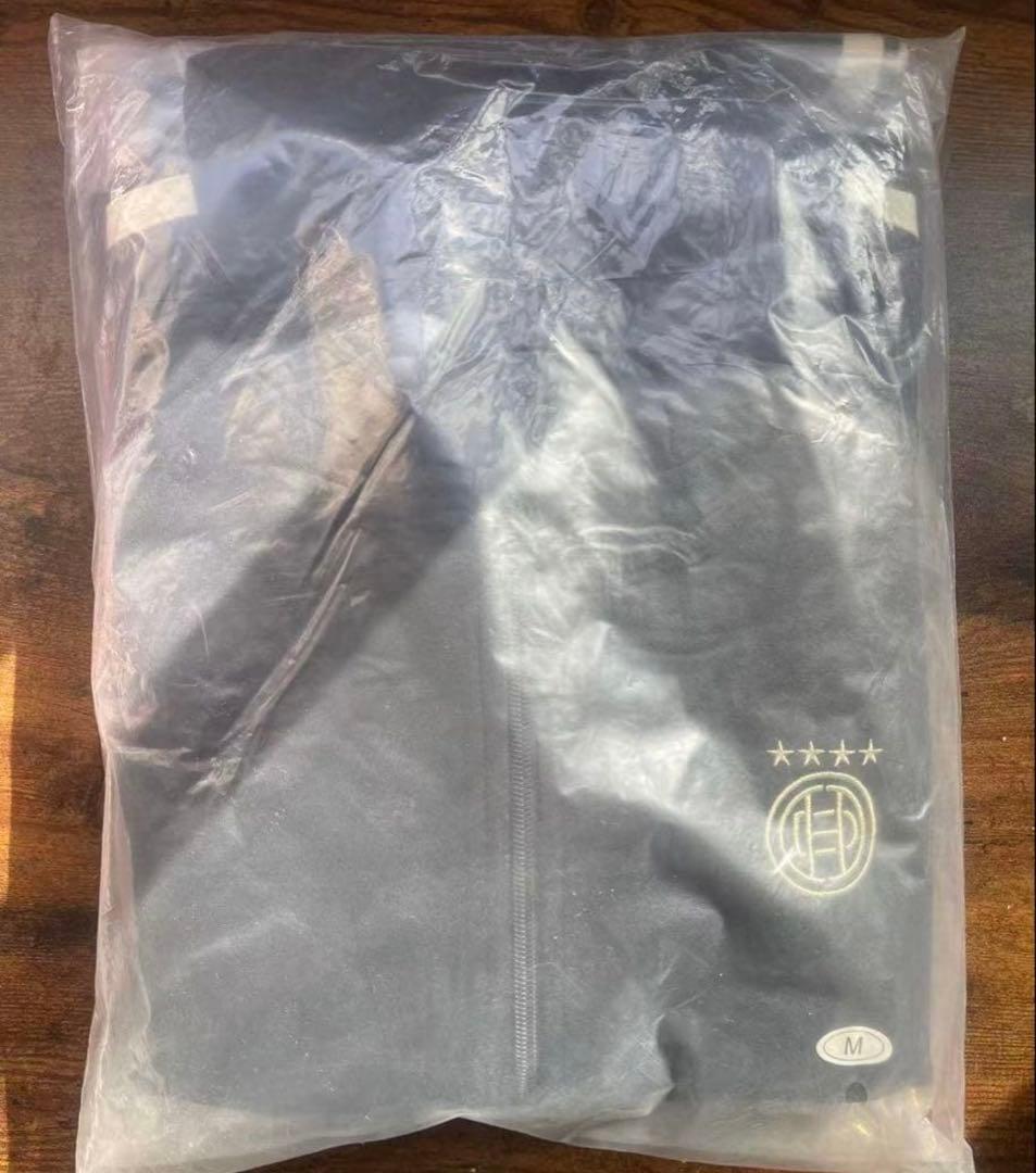 Official髭男dism トラックスーツ (上下セット) Mサイズ