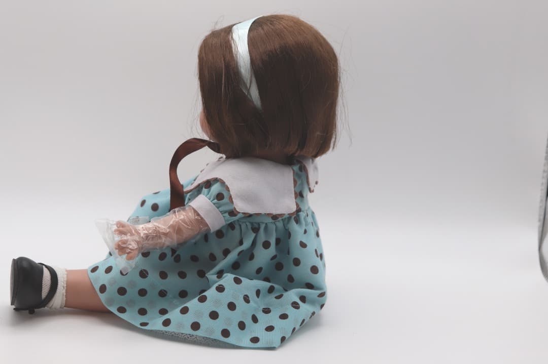 プリティー・リトル・パッツィー 水玉模様ドレスの人形 31cm