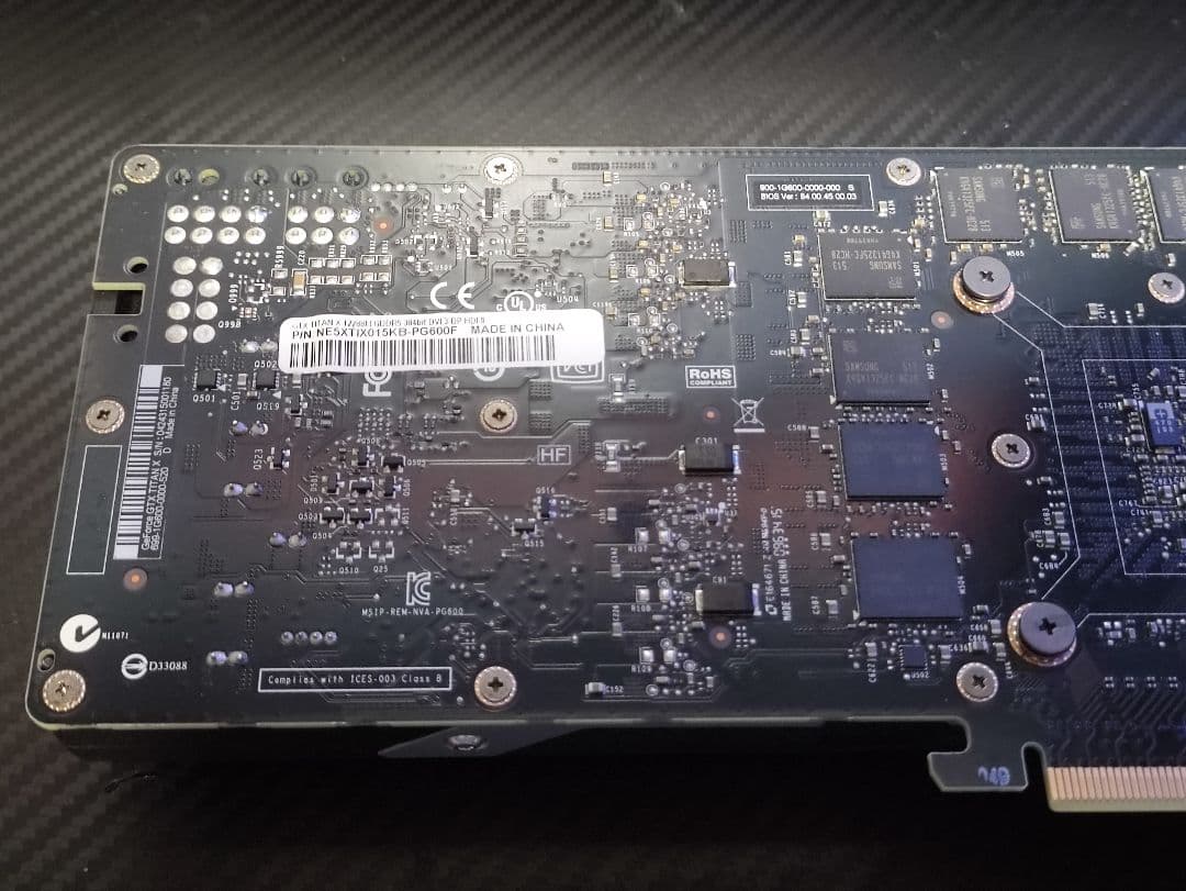 Geforce GTX TITAN X (Maxwell) 中古