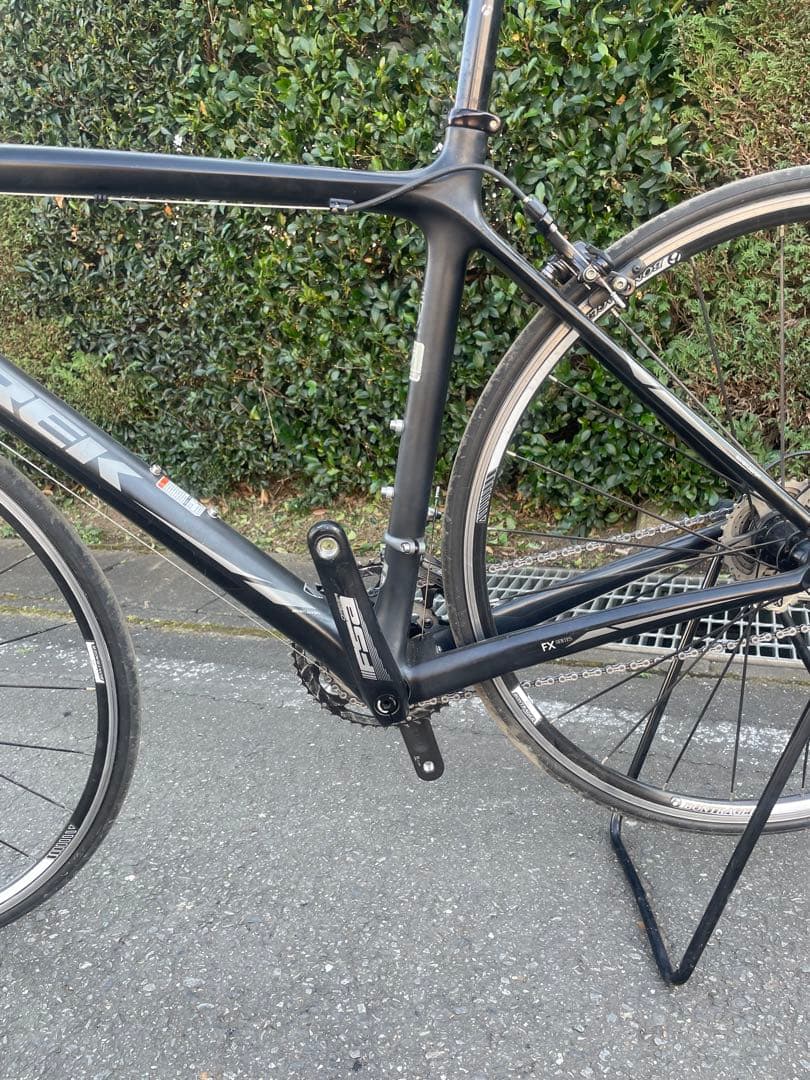 クロスバイク TREK 7.7FX カーボン