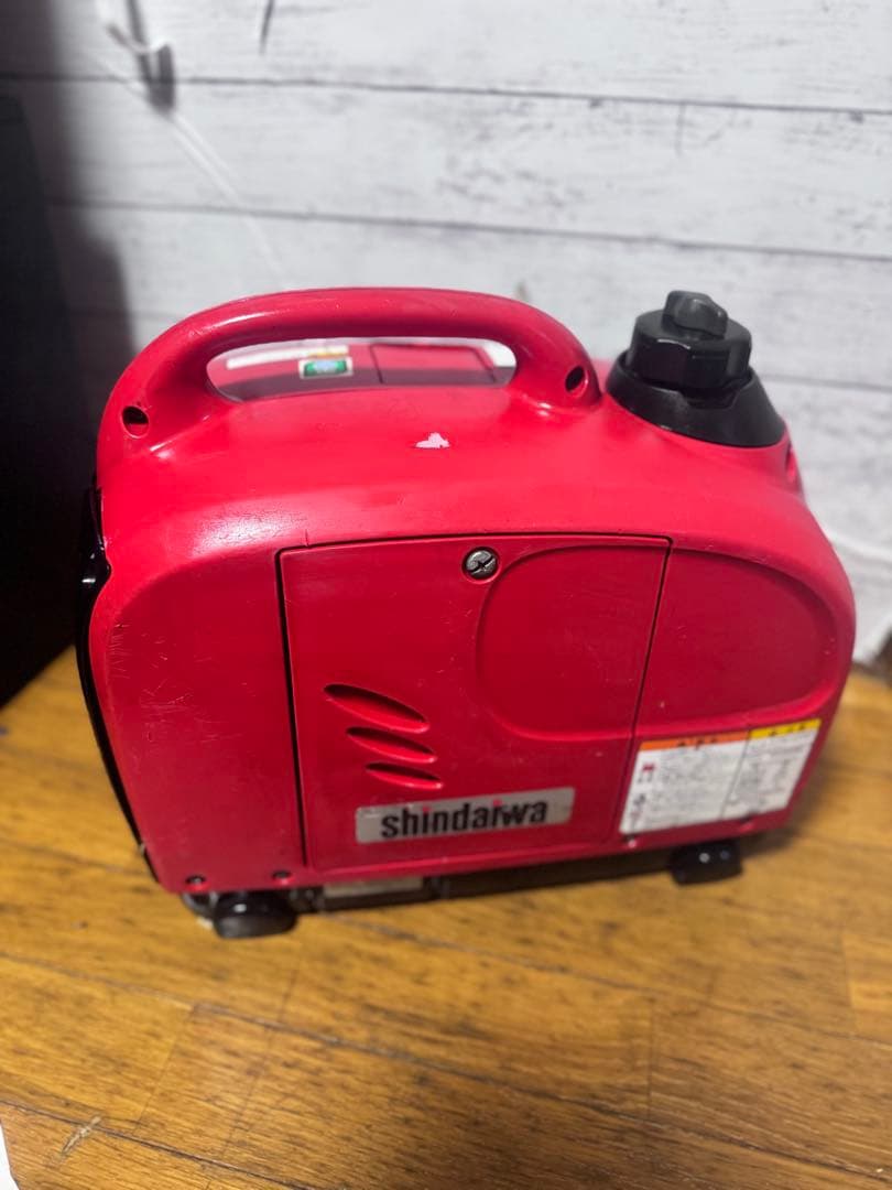 の*り様 新ダイワインバータ発電機EF900M-y 9.0AMP 900VA☆☆