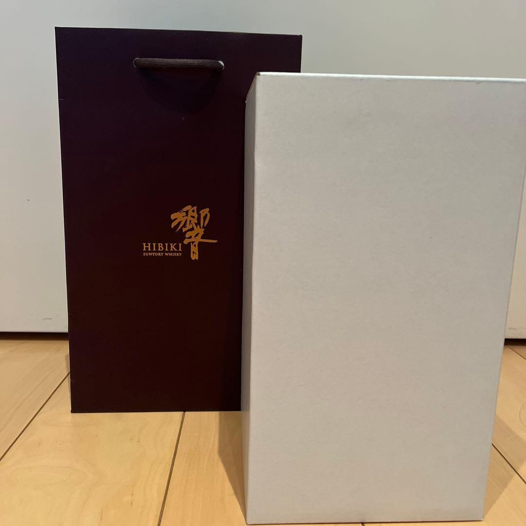 サントリー　響　100周年記念ウイスキー 700ml