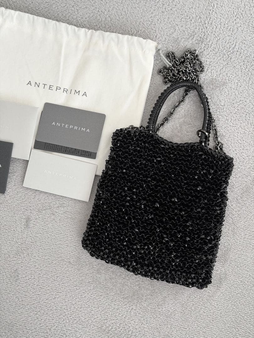 アンテプリマ♡スタンダード　ミニアトゥーラ　ブラック　ショルダーバッグ