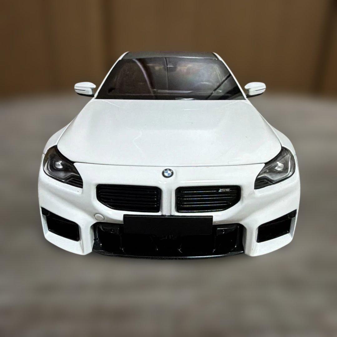 1/18 BMW M2 ダイキャスト