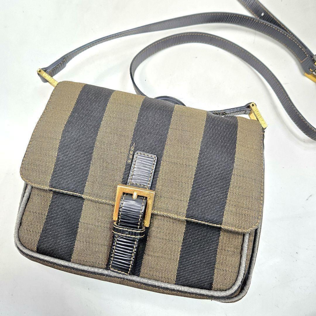 美品 FENDI ショルダーバッグ ペカン柄 キャンバス レザー