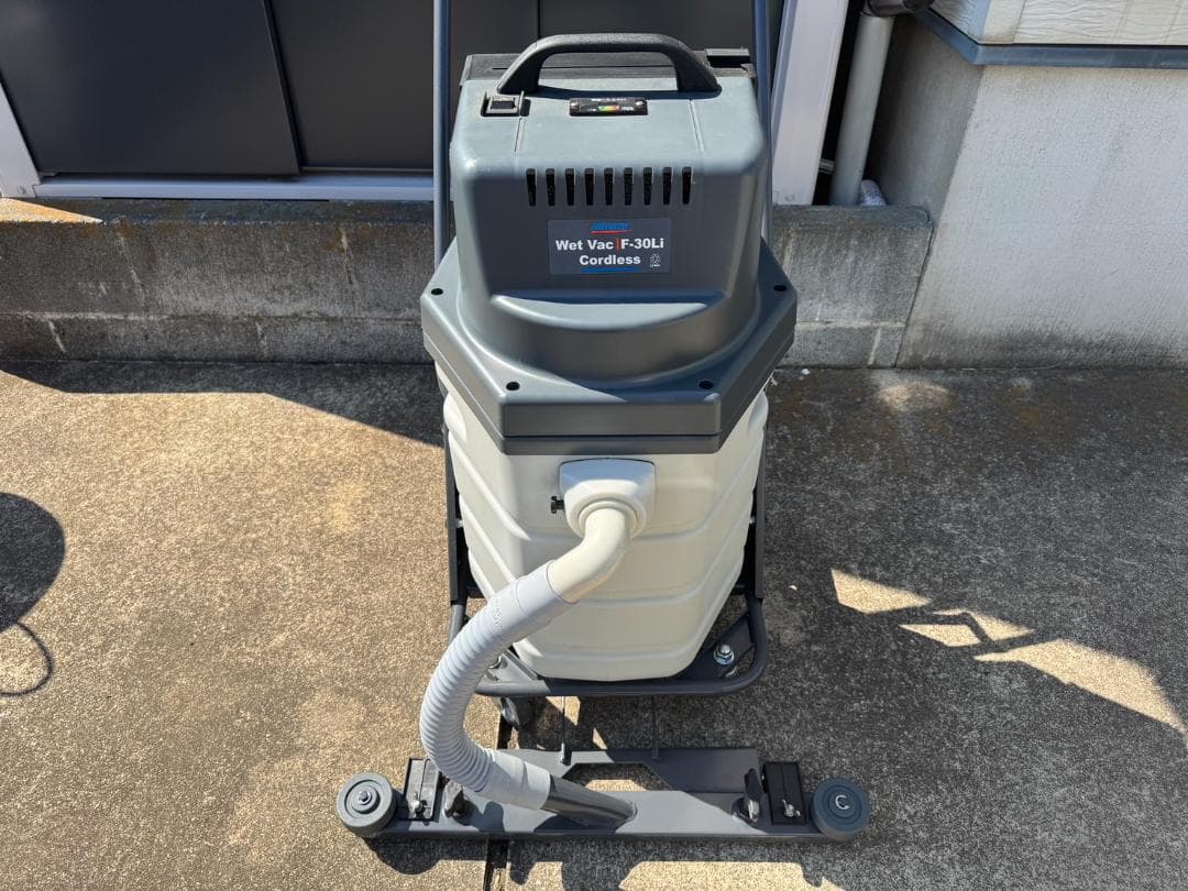 【値引きOK】ペンギンワックス WetVac F-30Li バッテリー式おまけ有