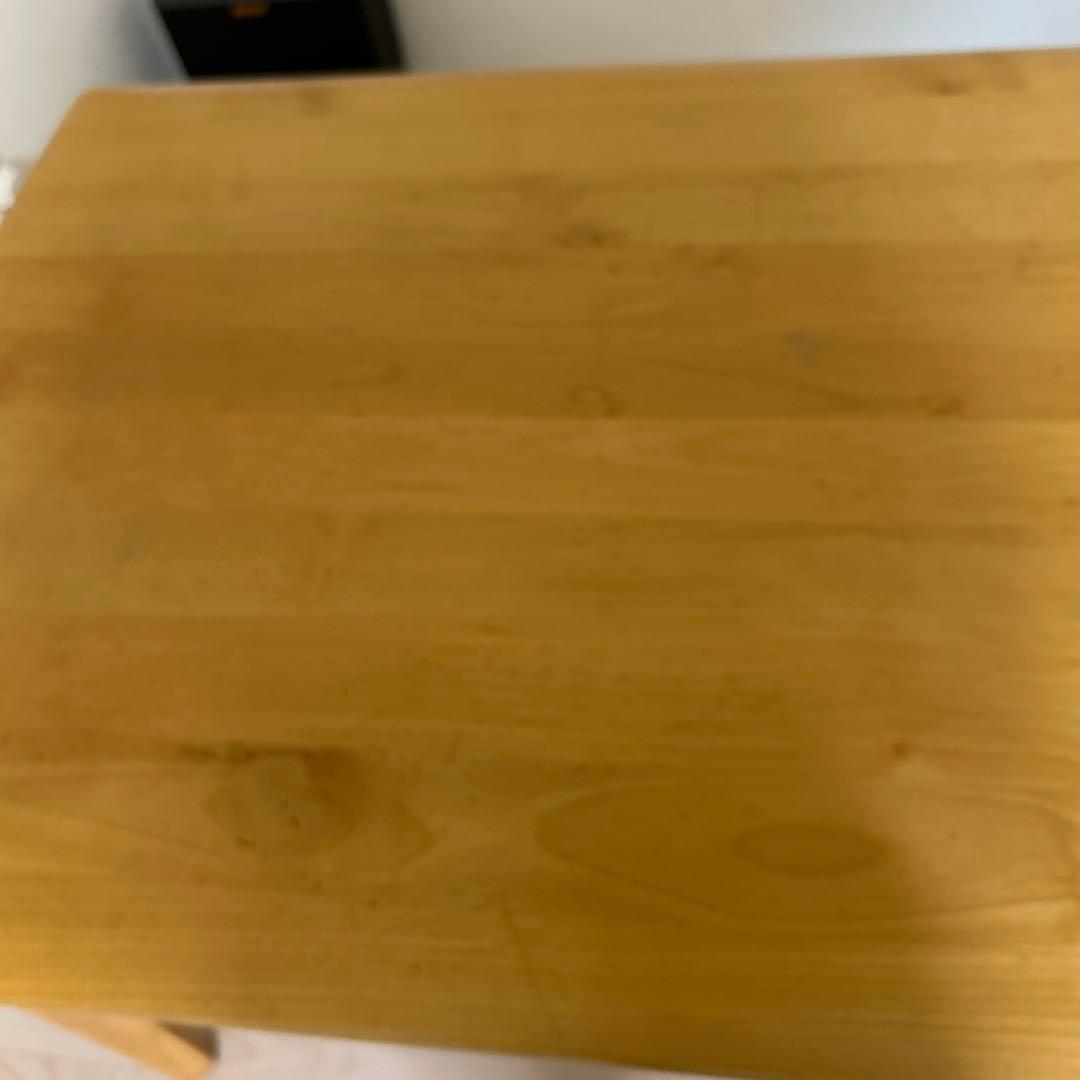 ダイニングテーブル　ニトリ