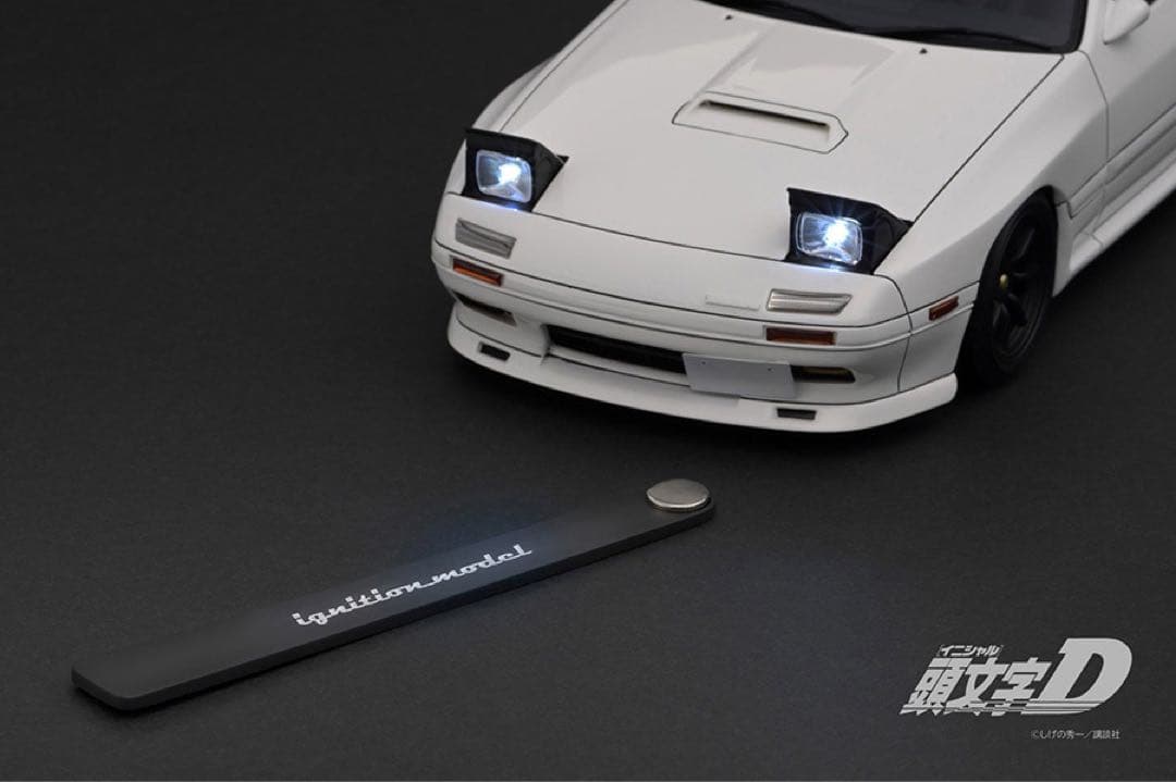 【限定60台在庫1台！】1/18 Mazda Savanna RX-7 頭文字D