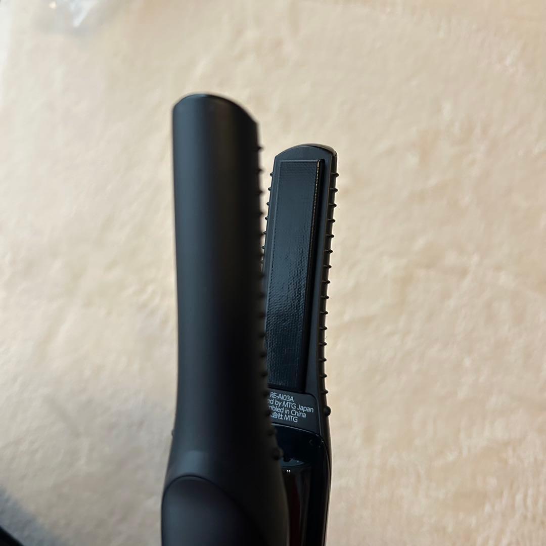 【美品】ReFa フィンガーヘアアイロン　ブラック