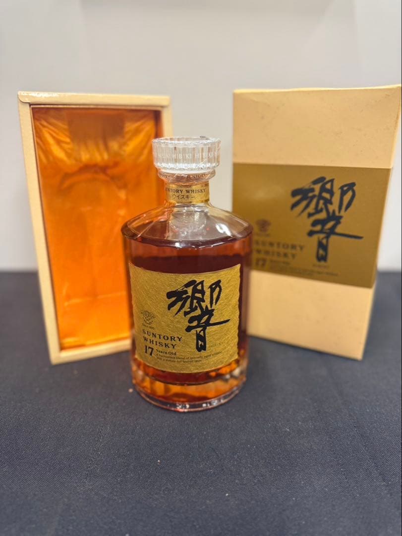 ●希少● 響 SUNTORY WHISKY 17年 箱入り
