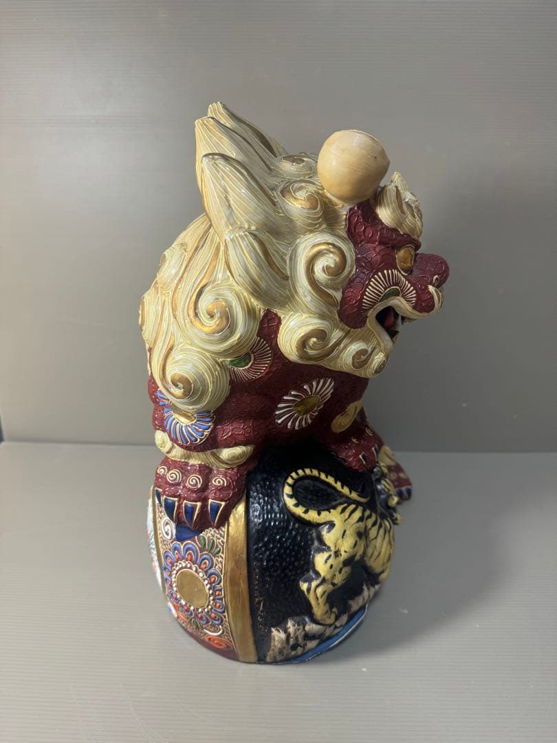 2345 九谷焼 八幡窯　金彩 虎文　唐獅子 縁起物 置物