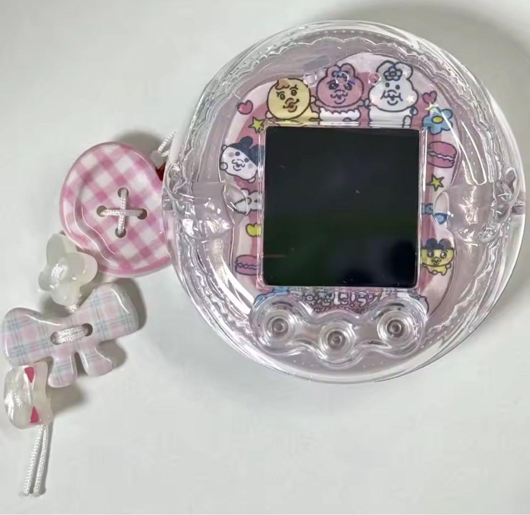 【在庫1点のみ】たまごっちユニクリアケース　カバー　エンジェル　プラグチャーム付