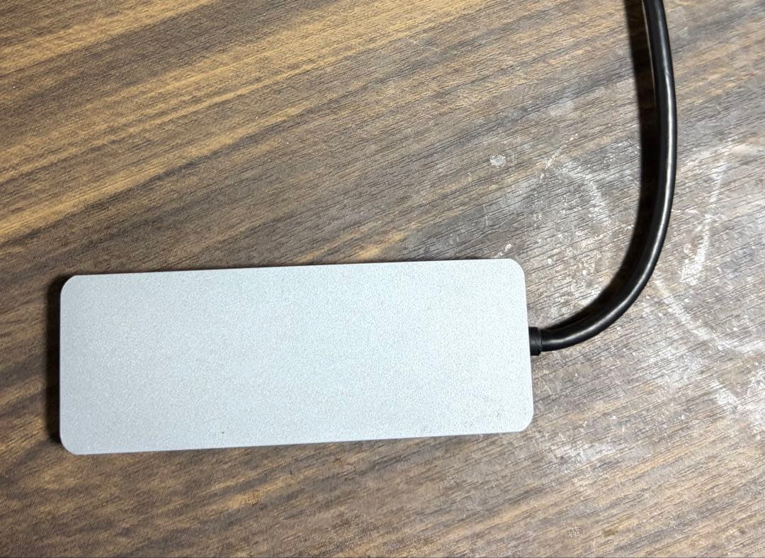 MacBook Air 2018 シルバー　8GB 128GB　【付属品付き】