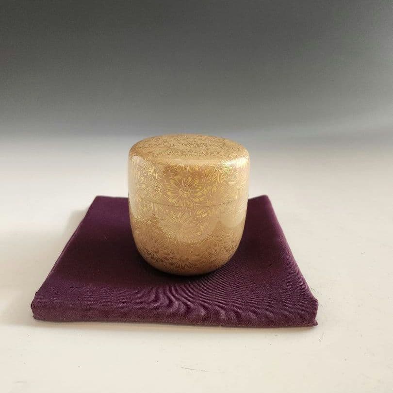 ☆セール☆　棗　大棗　菊　菊彫詰　白漆　輪島　彫り師　加門彰作　木箱入