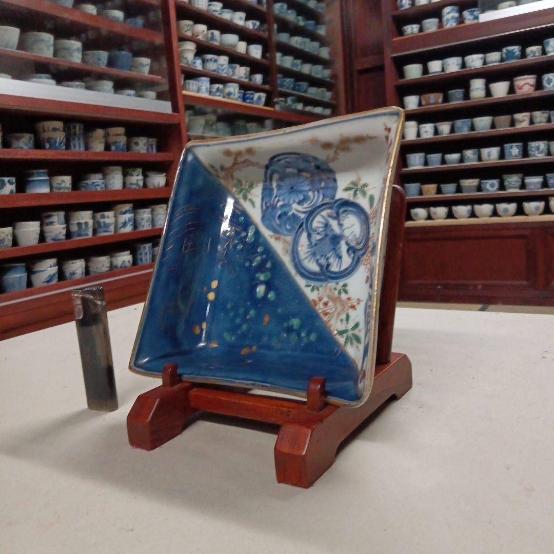 青と白の陶器皿　古伊万里写し　図変わり　深皿　四方皿　窯疵完品　渦福　明治期