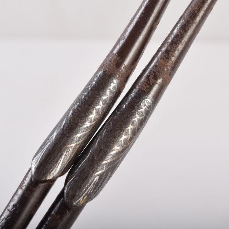 茶道具　金屋　金谷五郎三郎作　銅製　銀象嵌鶴頭火箸　共袋共箱　V　8571