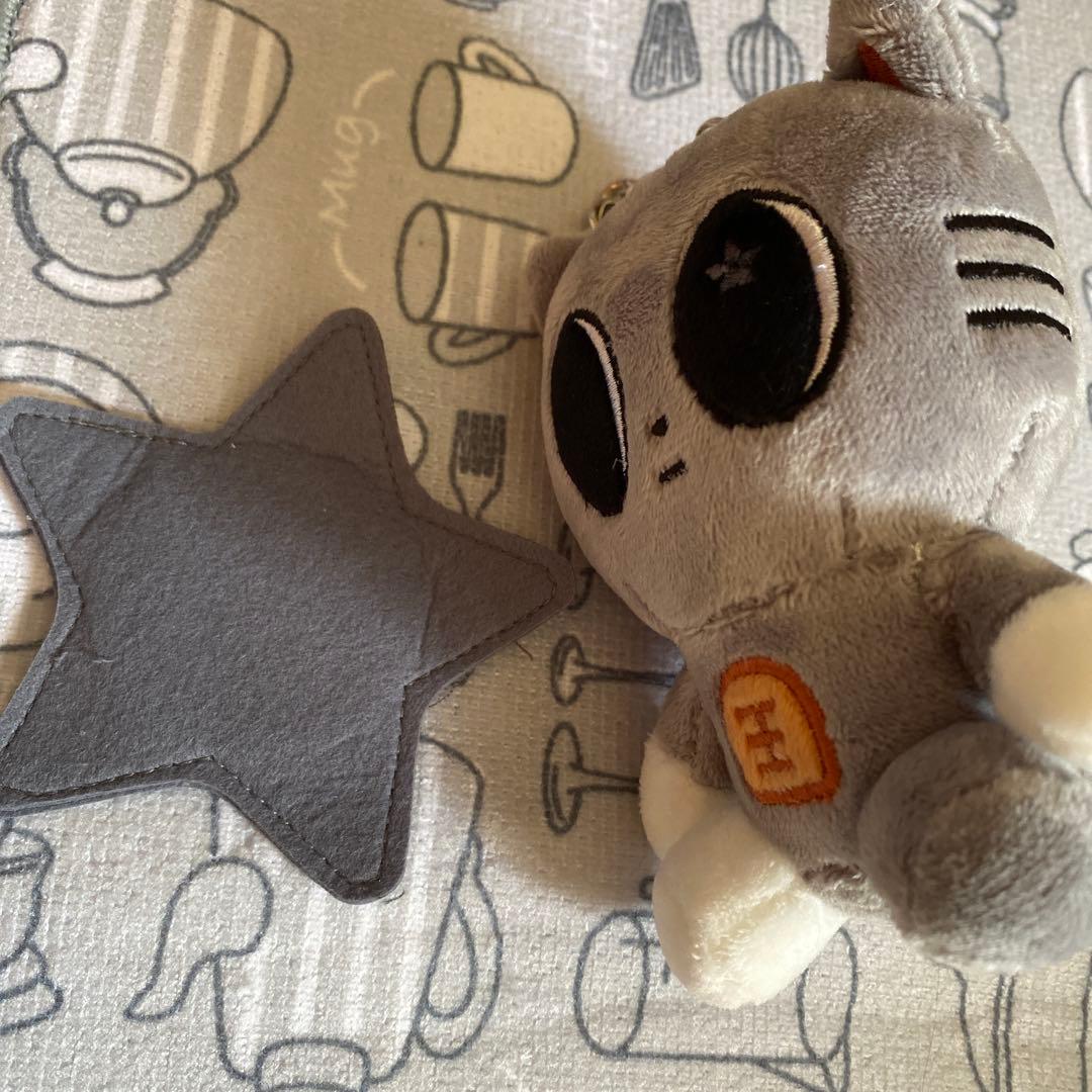 アイドル DA-GO-NYANG