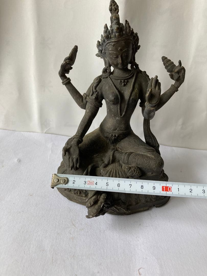 古仏像，古銅製，清時代。