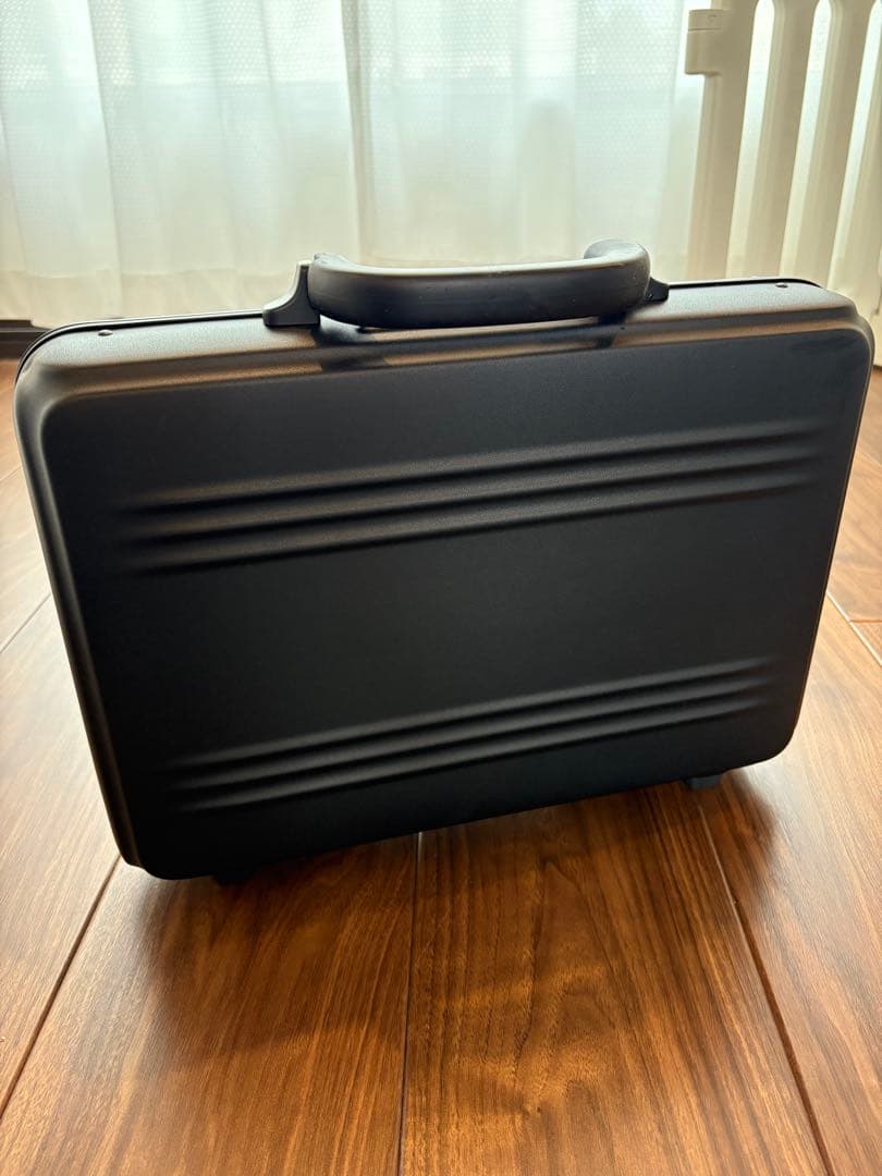 ゼロハリバートン　アタッシュケース　ブリーフケース　ブラック