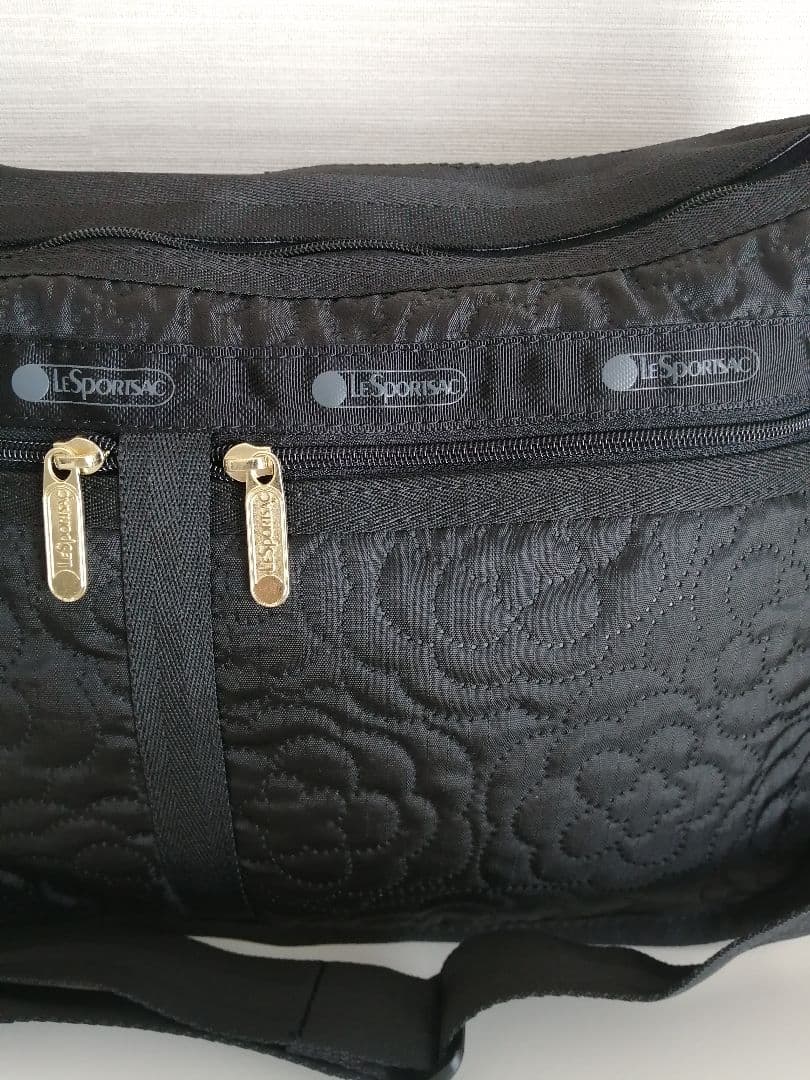 レスポートサック　ショルダーバッグ　ブラック　パフィーブロッサムズ