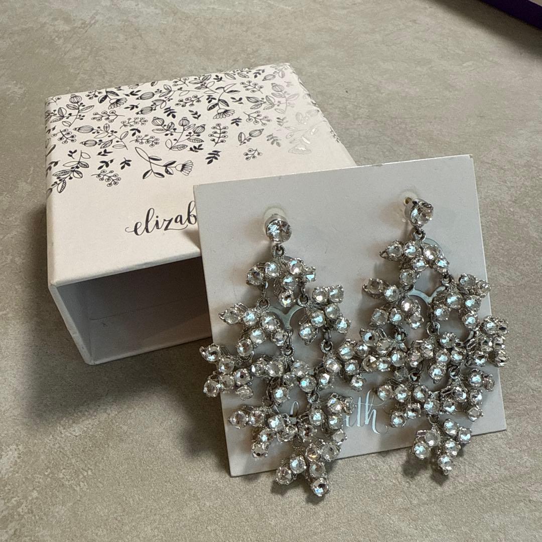 elizabeth bower シャンデリア