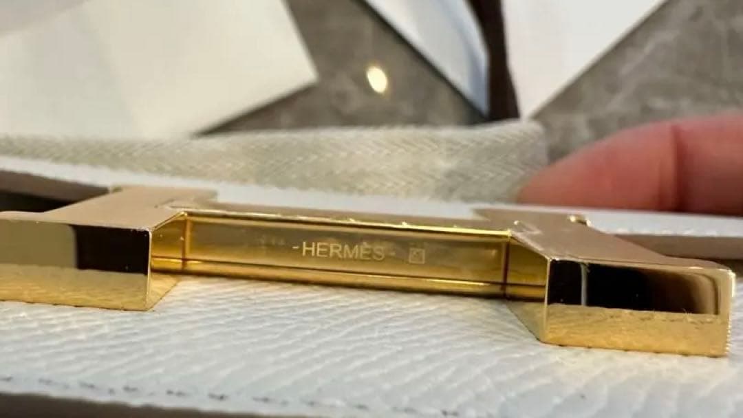 Kyoページです。HERMES コンスタンススリム　w刻印　クレ