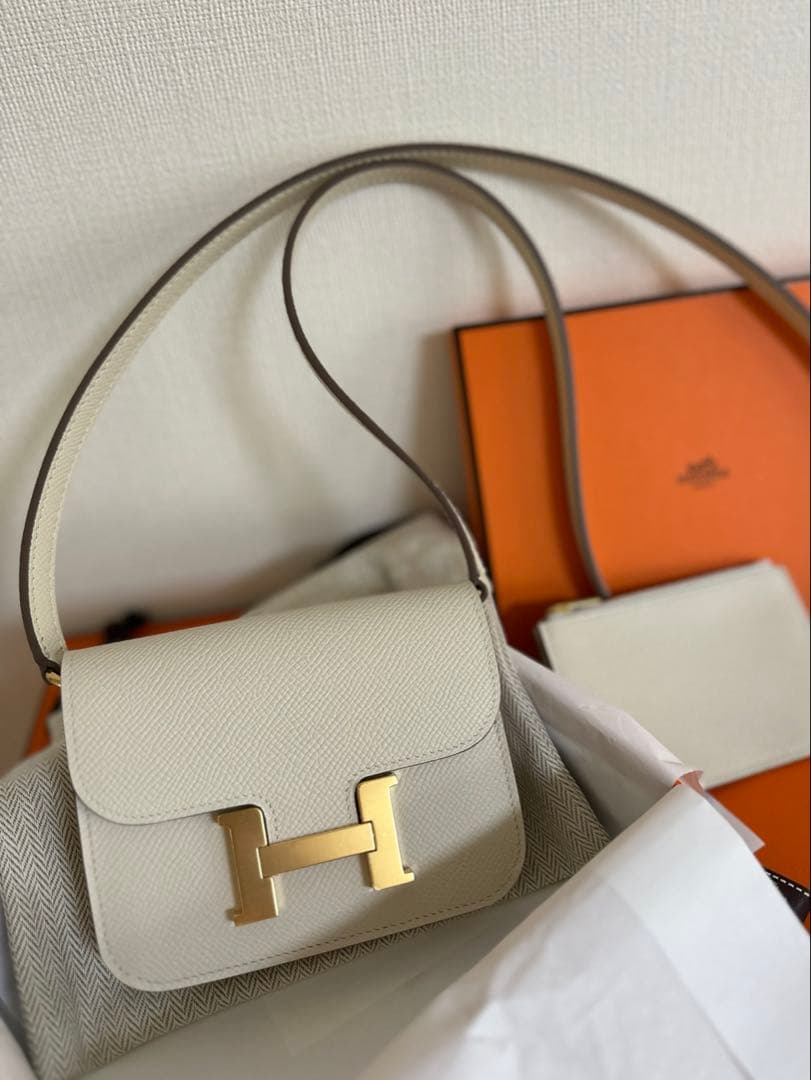Kyoページです。HERMES コンスタンススリム　w刻印　クレ