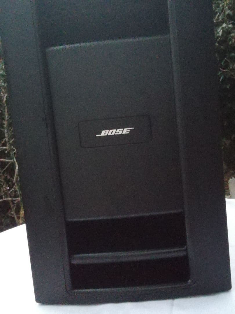 BOSE ホームシアターシステムの一部でパワードスピーカー