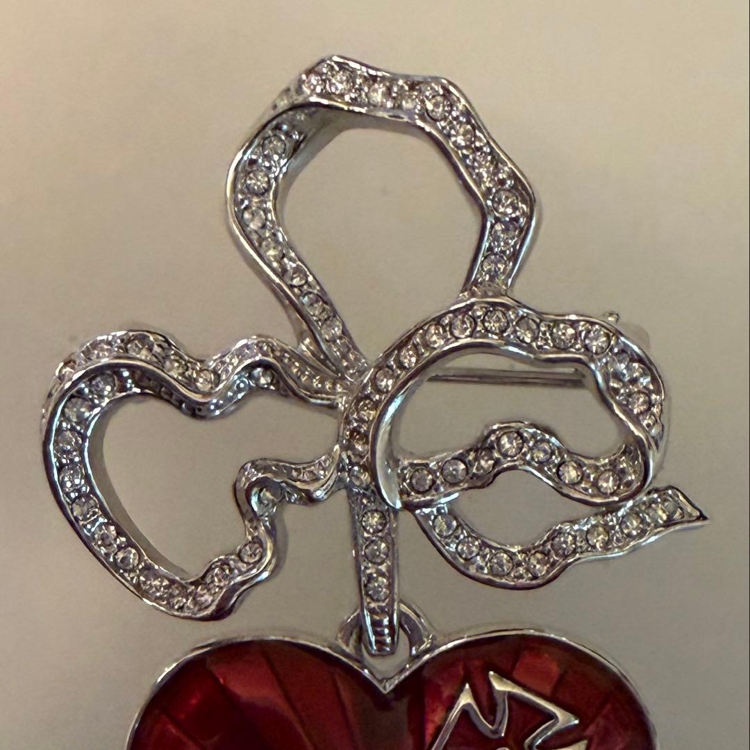 保証書付 Vivienne Westwood ブローチ ハートオーブ 未使用