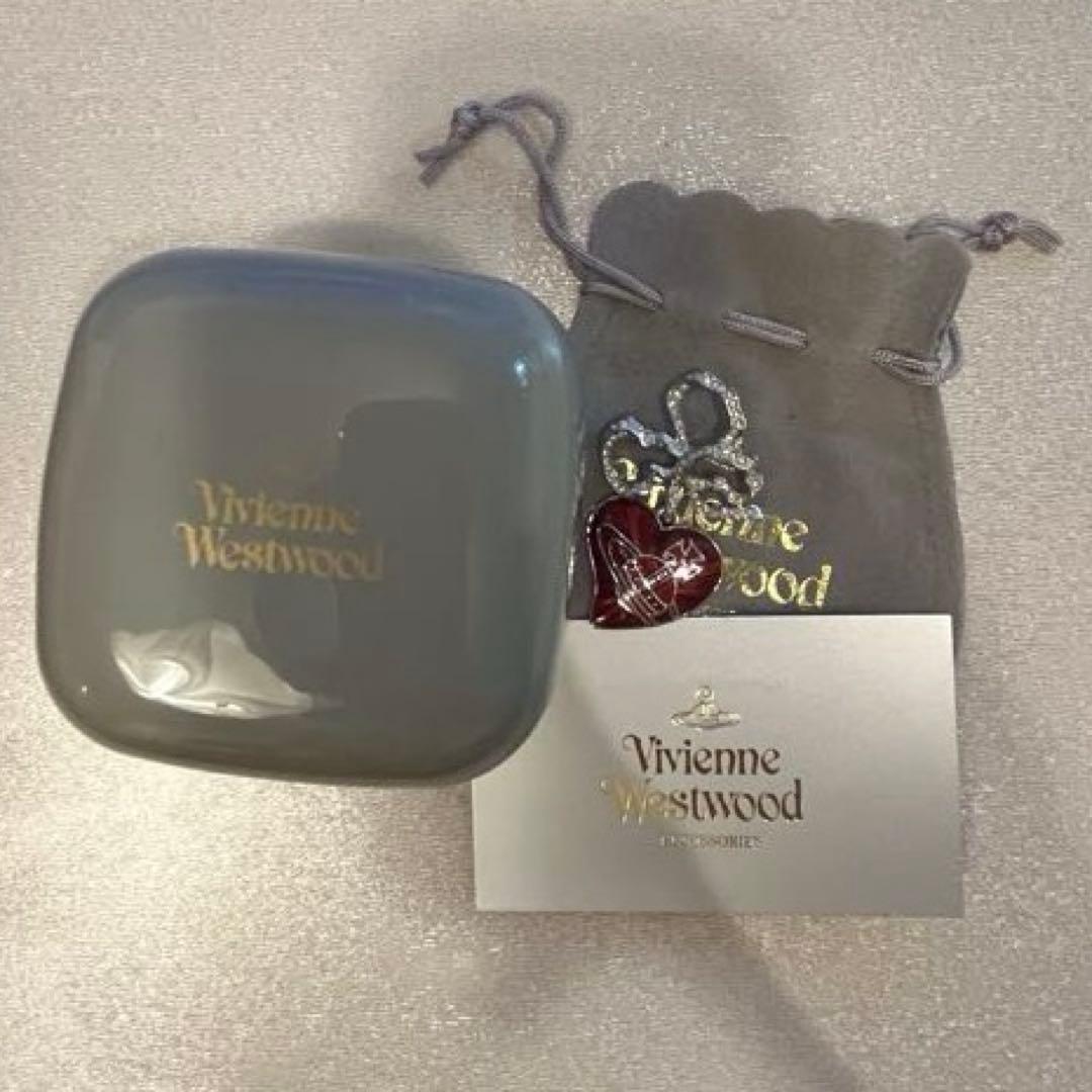 保証書付 Vivienne Westwood ブローチ ハートオーブ 未使用