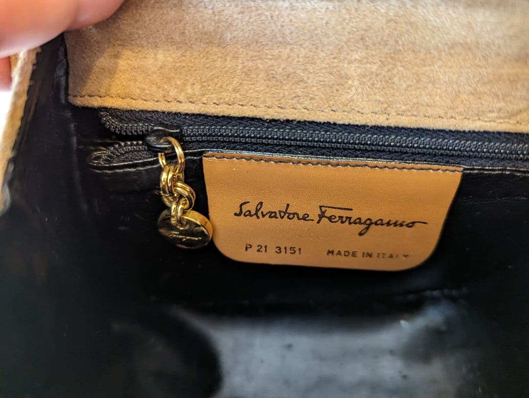 【レア品】フェラガモ　ミニバッグ