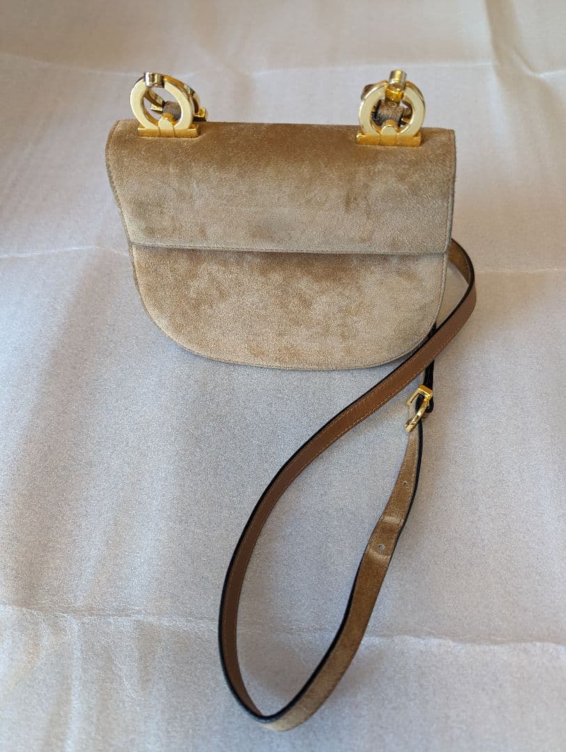 【レア品】フェラガモ　ミニバッグ