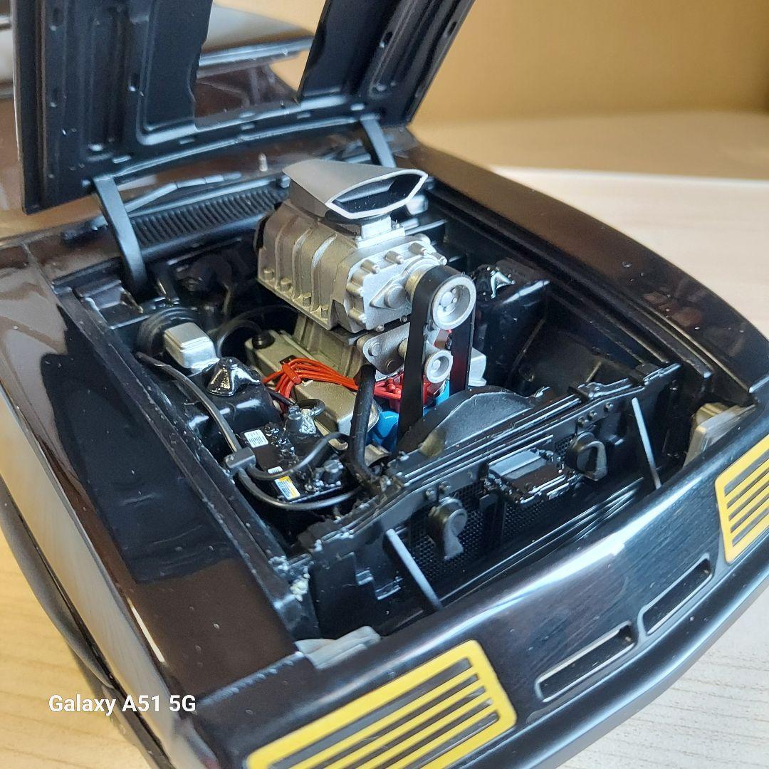 マッドマックス2 インターセプター オートアート1/18