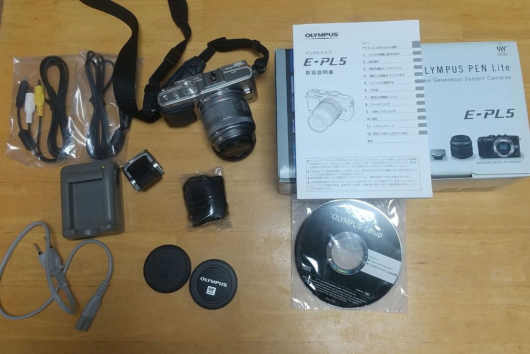 【美品】OLYMPUS PEN Lite E-PL5 【ショット数3508回】