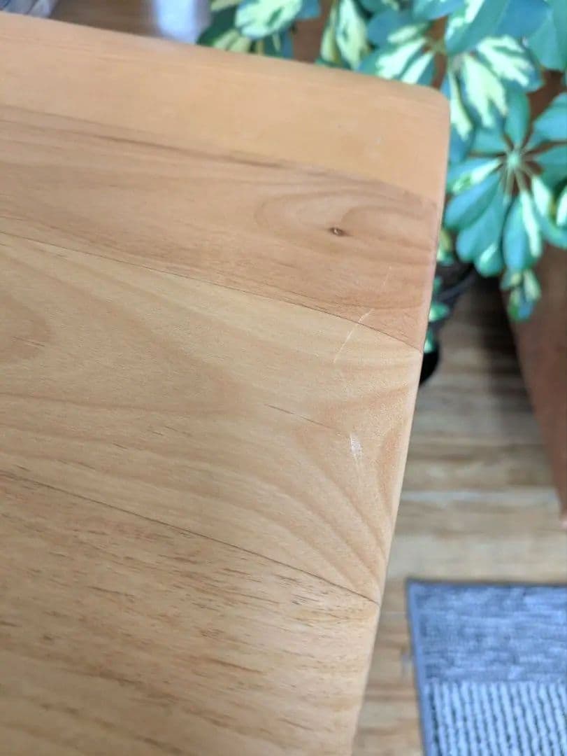 希少　ニトリ　アルナス　ダイニングテーブル　無垢