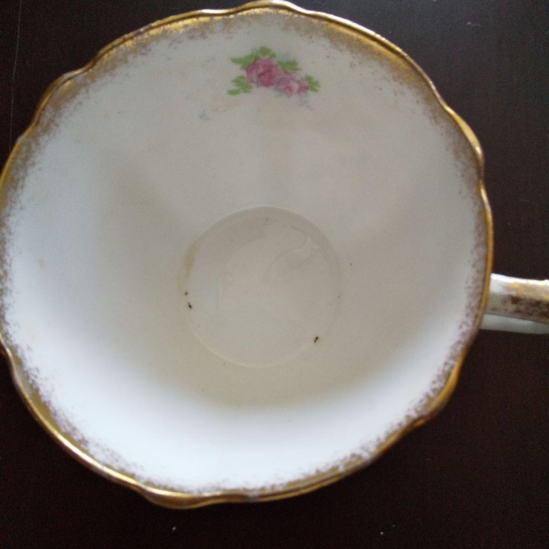 フランスアンティークの 薔薇模様トリオ プラスプレート