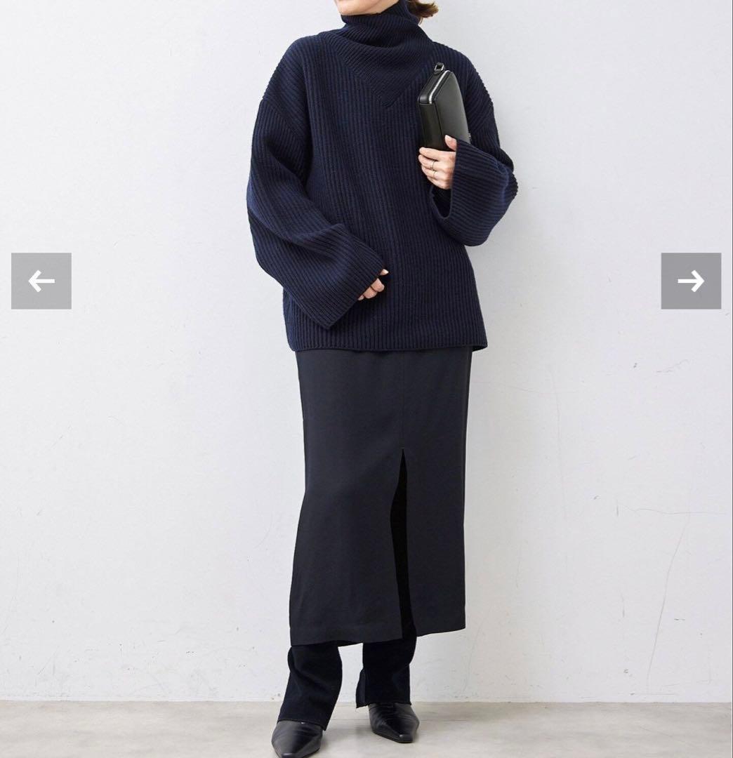 【TOTEMEトーテム】Front-Split Satin Midi スカート