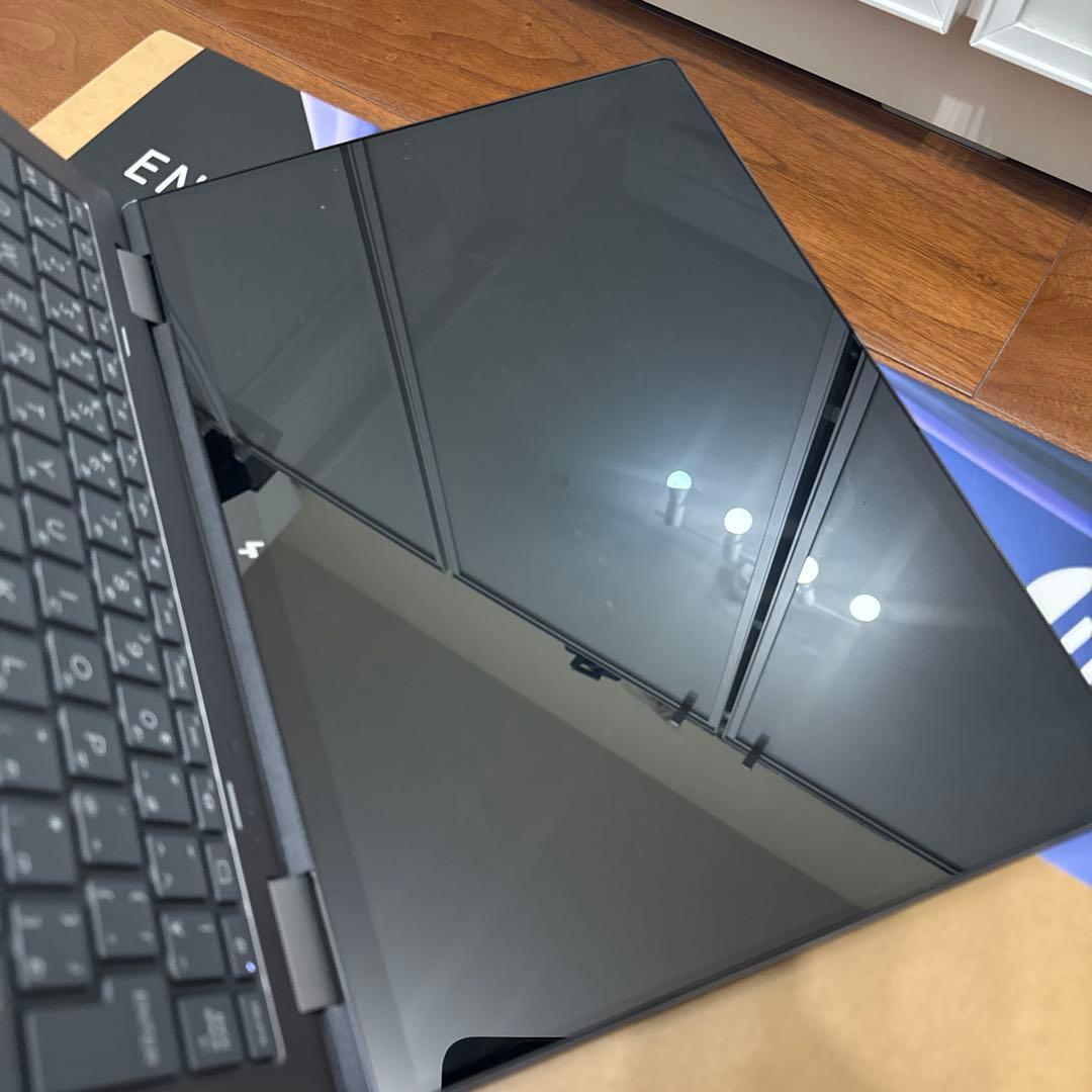 美品　現行品　HP Envy x360 14-fa0000AU シルバー