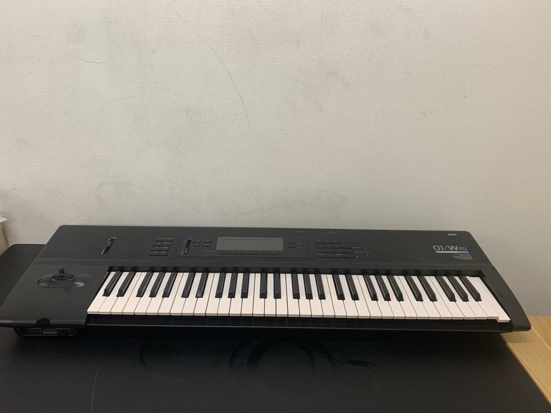 KORG コルグ 01/WFD ゼロワン シンセサイザー 61鍵盤 ケース 希少