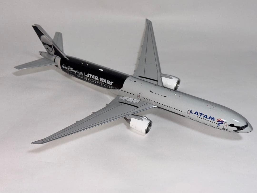 LATAM ラタム航空 B777-300ER 1/200