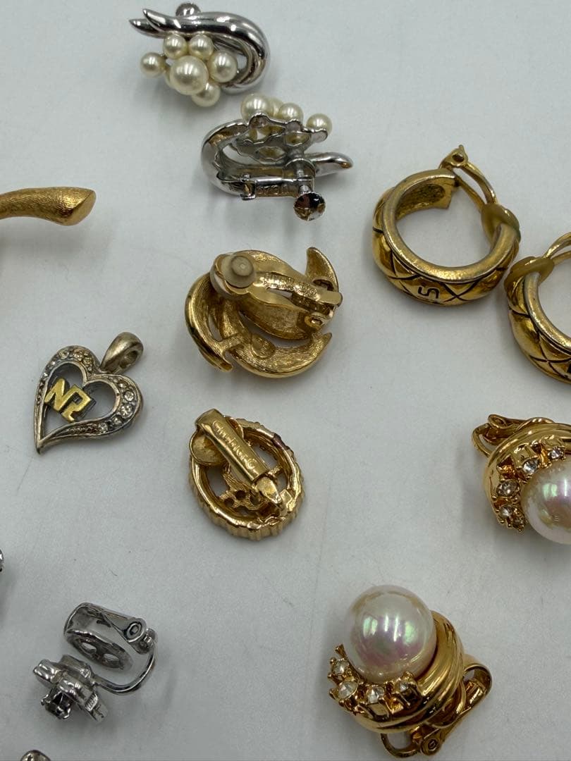 ブランド　アクセサリー　まとめ売り　ジバンシー　ニナリッチ　DIOR など