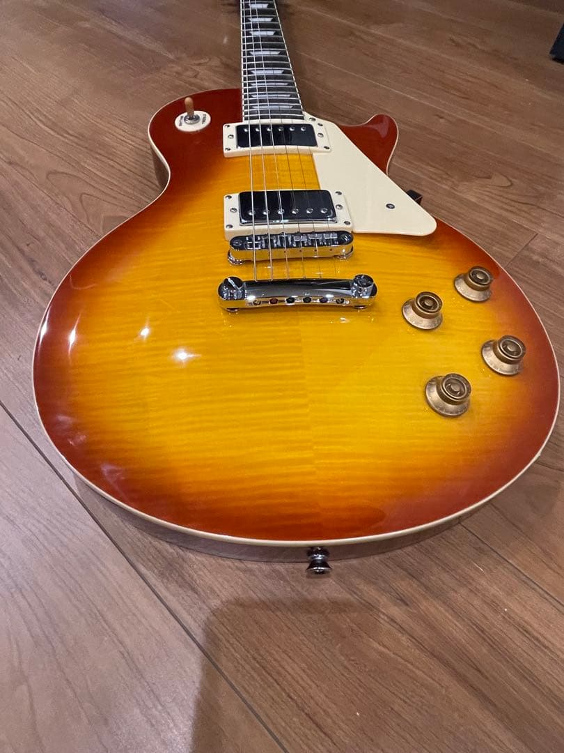 ギブソンバーストレプリカ　美品レスポール3.95kg ハニーバースト　おまけ付き