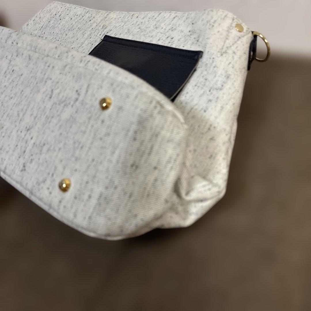 美品ATAOアタオ　エルヴィ2way ショルダーバッグ　ホワイトデニム