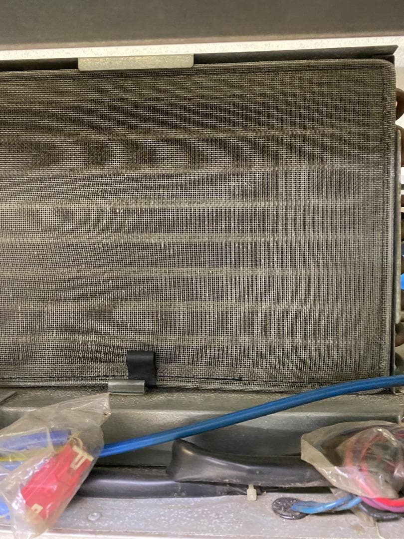 DAIWA 4ドア冷凍庫 2013年 縦型 大和冷機 1200×650×1900