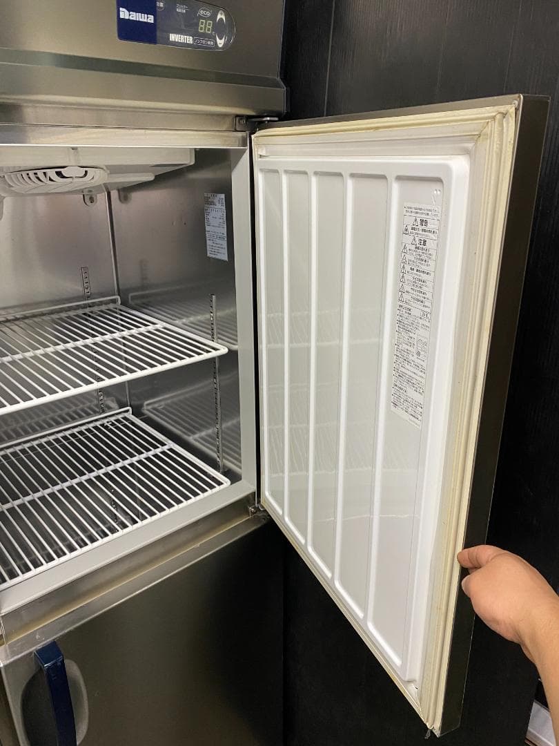 DAIWA 4ドア冷凍庫 2013年 縦型 大和冷機 1200×650×1900