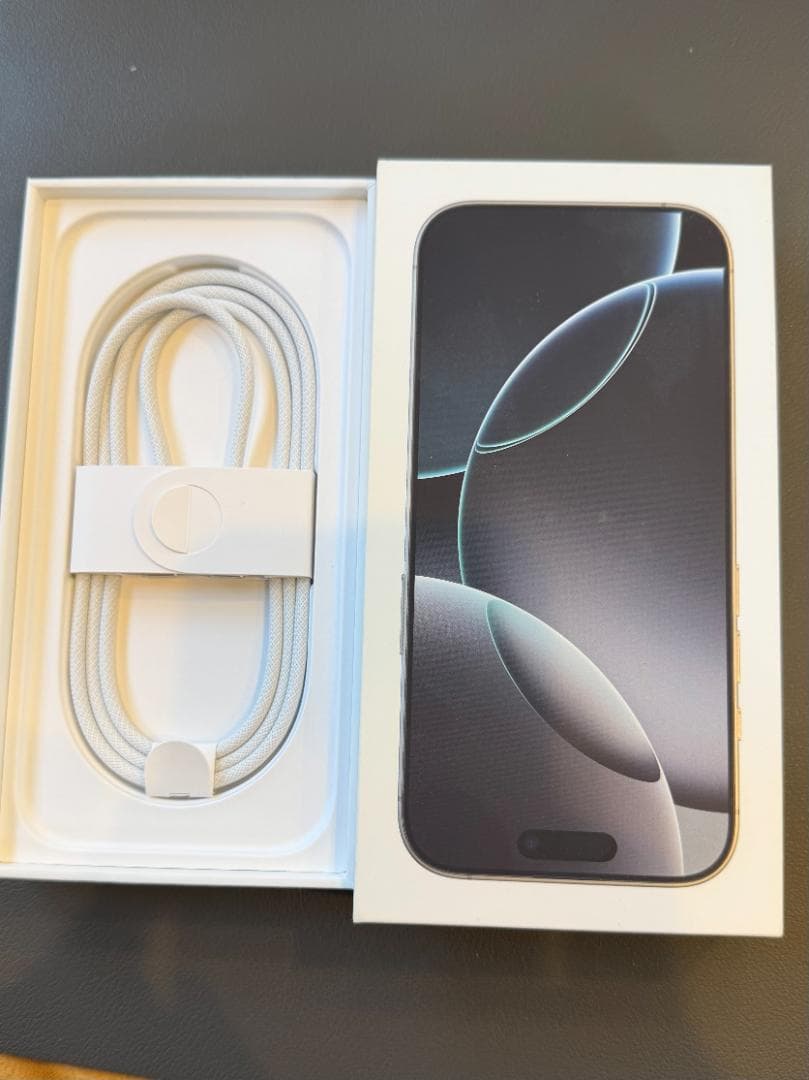 Apple iPhone16Pro 128GB 美品！