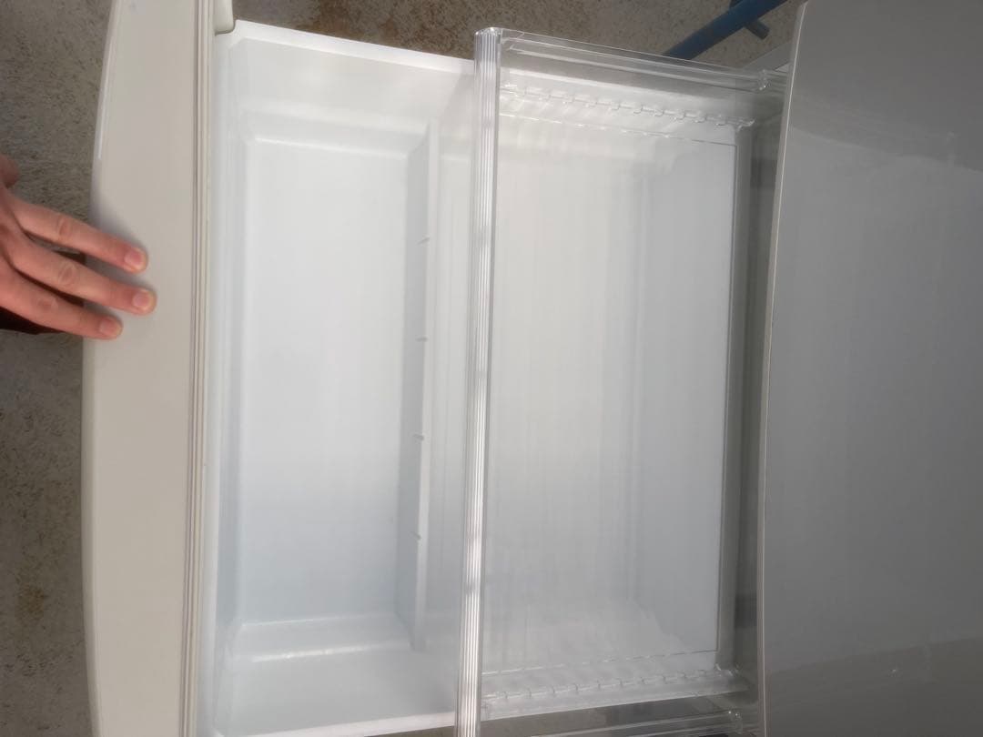 黒夜叉様 パナソニック　冷蔵庫　NR-FTF556-H 552L 2012年製