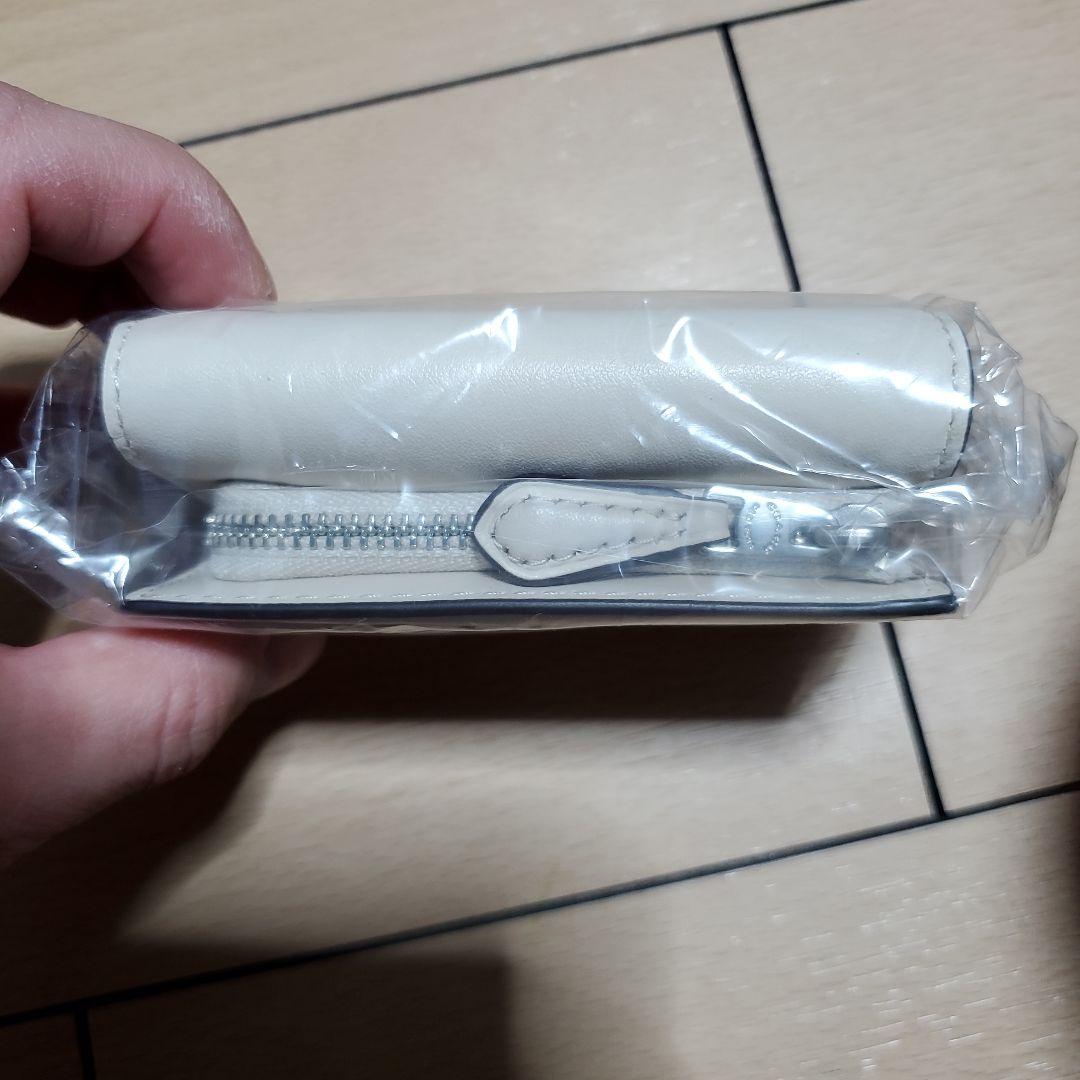 COACH オフホワイト 二つ折り財布